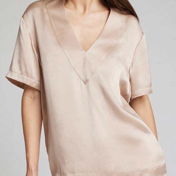Eclipse silk V-top - Picture 1 of 5